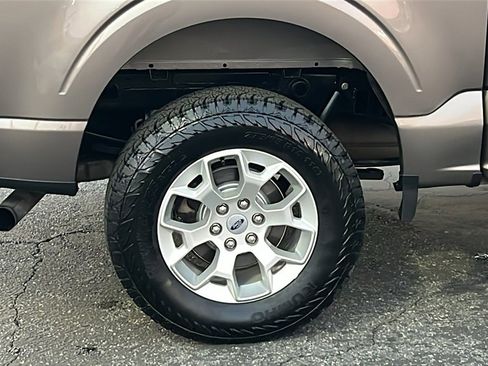 Certified 2023 Ford F150 XLT image 5