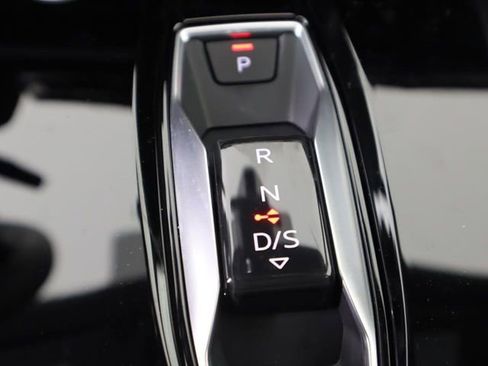 Certified 2025 Audi A3 2.0T Premium Plus w/ Premium Plus Package image 19