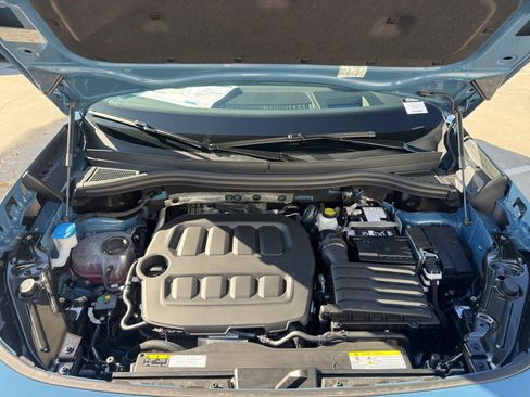 New 2026 Volkswagen Tiguan SE R-Line AWD/4WD image 16