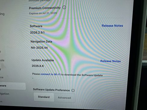 Used 2024 Tesla Model Y Long Range image 35