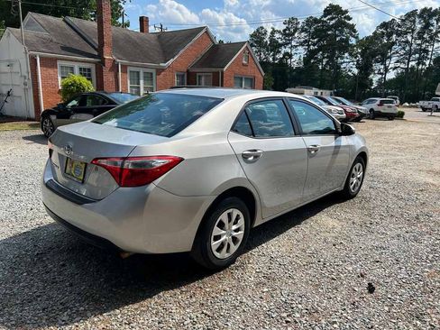 Used 2014 Toyota Corolla L FWD image 6