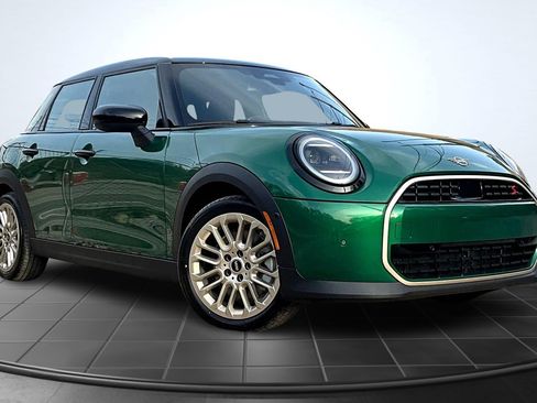 New 2026 MINI Cooper S image 2