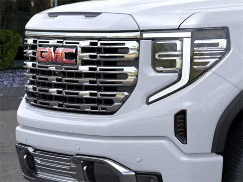 New 2026 GMC Sierra 1500 Denali w/ Denali Reserve Package AWD/4WD image 13