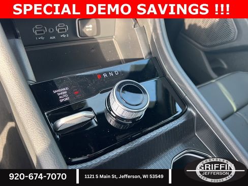 New 2025 Jeep Grand Cherokee Limited w/ Luxury Tech Group II image 24