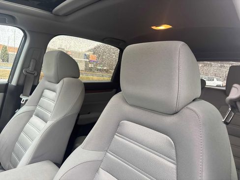 Used 2019 Honda CR-V EX image 12
