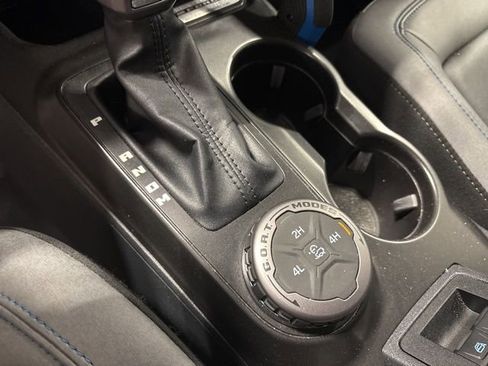 Used 2022 Ford Bronco Black Diamond image 16