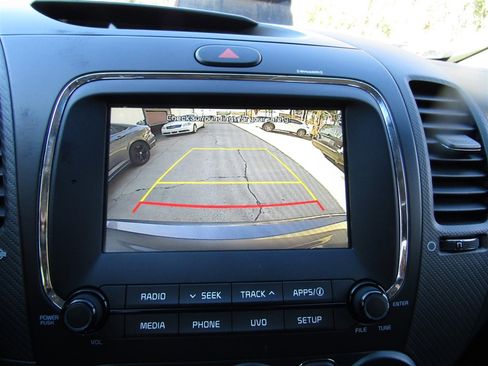 Used 2018 Kia Forte S w/ S Technology Plus Package image 27