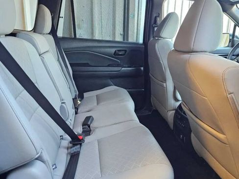 Used 2023 Honda Passport Elite image 12