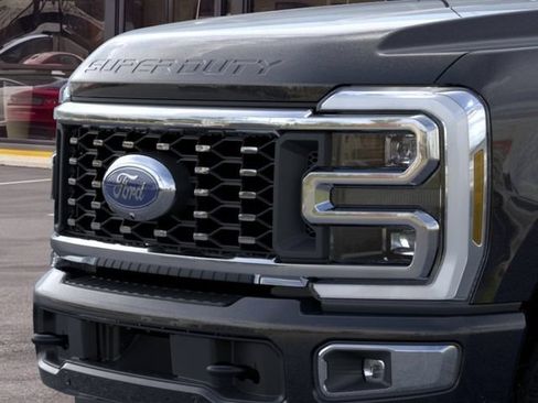 New 2026 Ford F350 Platinum w/ Platinum Plus Package AWD/4WD image 17