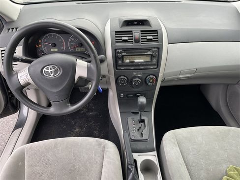 Used 2013 Toyota Corolla L image 15