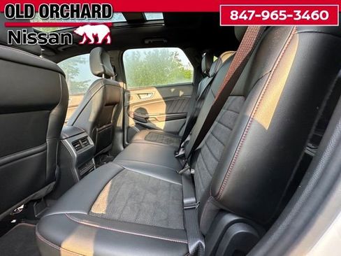 Used 2022 Ford Edge ST-Line w/ Class II Trailer Tow Package image 11