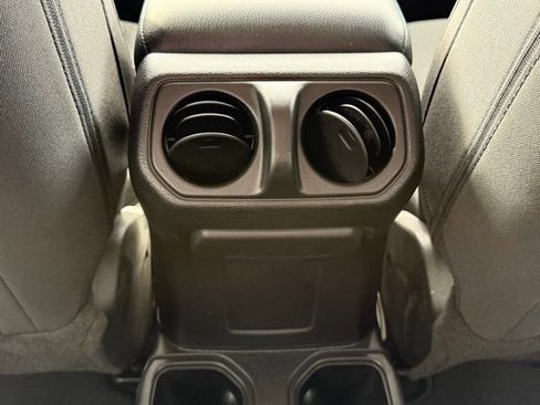 Used 2023 Jeep Wrangler Sport S image 25