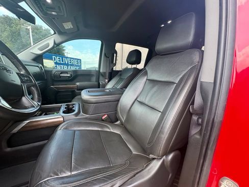 Used 2020 Chevrolet Silverado 1500 LT Trail Boss AWD/4WD image 13