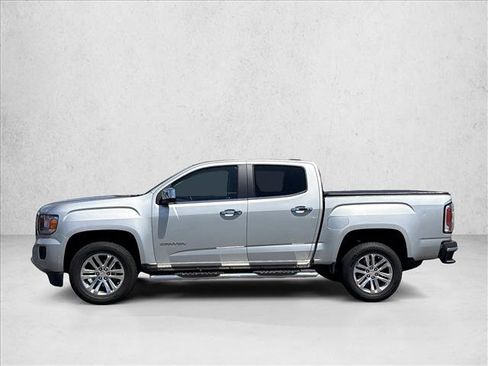Used 2017 GMC Canyon SLT w/ Driver Alert Package RWD image 8