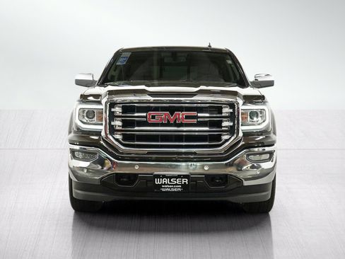 Used 2018 GMC Sierra 1500 SLT w/ SLT Preferred Package AWD/4WD image 8