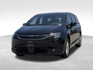 New 2027 Chrysler Pacifica Select FWD video 2