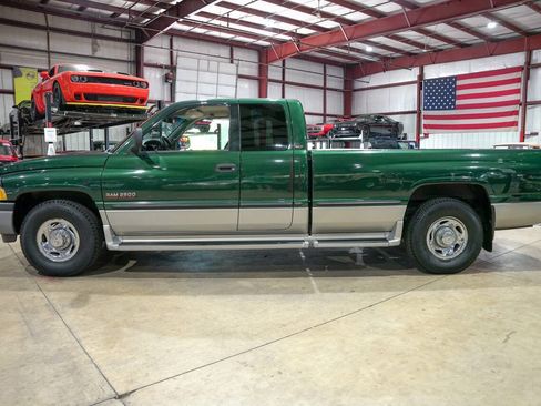 Used 1998 Dodge Ram 2500 Truck 2WD Quad Cab image 4