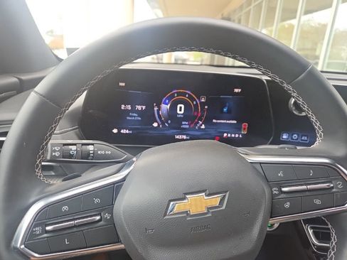 Used 2024 Chevrolet Traverse LT w/ Trailering Package image 13