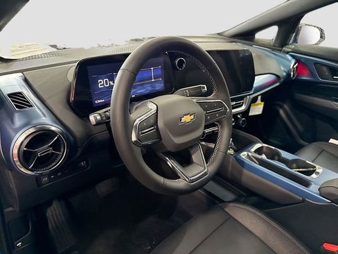 New 2026 Chevrolet Equinox EV LT image 10