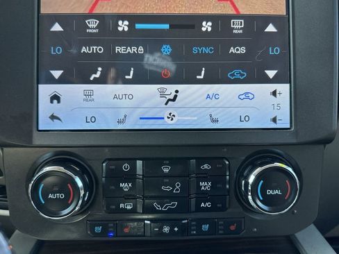 Used 2017 Ford F150 Lariat image 28