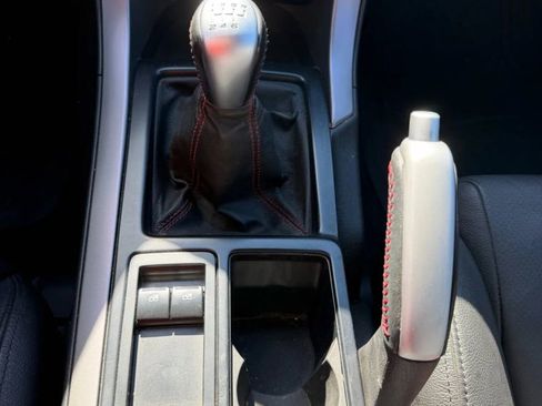 Used 2006 Pontiac GTO image 22