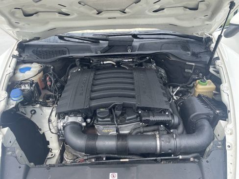 Used 2012 Porsche Cayenne AWD/4WD image 35