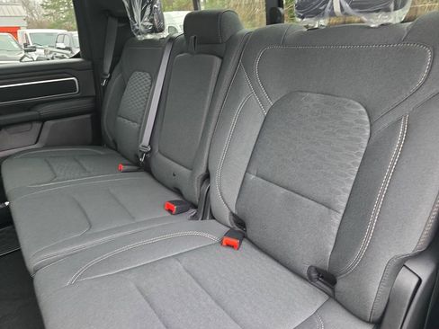 New 2026 RAM 1500 4x4 Crew Cab image 14