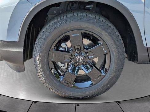 New 2026 Honda Ridgeline Black Edition image 9
