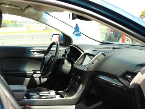 Used 2020 Ford Edge SEL FWD image 35