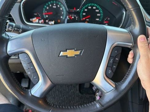 Used 2016 Chevrolet Traverse LTZ image 4
