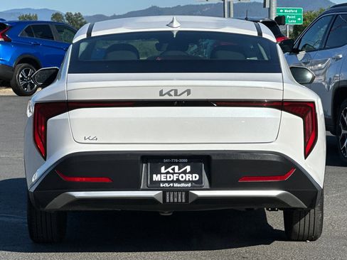 Used 2025 Kia K4 FWD image 5