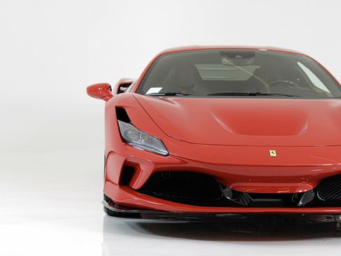 Certified 2021 Ferrari F8 Tributo RWD image 15