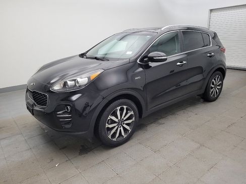 Used 2017 Kia Sportage EX w/ EX Technology Package image 2