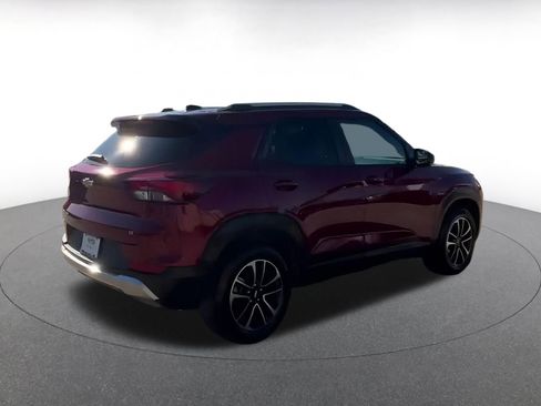 Used 2025 Chevrolet TrailBlazer LT image 12