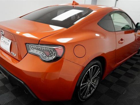Used 2013 Scion FR-S image 6
