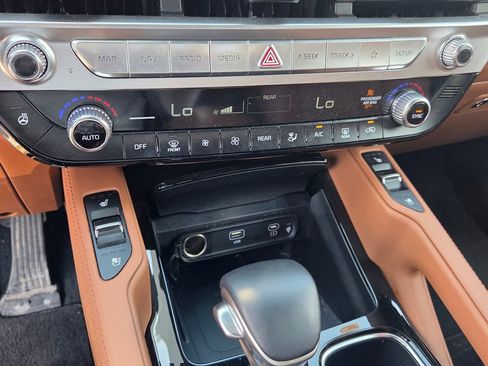 Used 2023 Kia Telluride EX X-Line AWD/4WD image 21