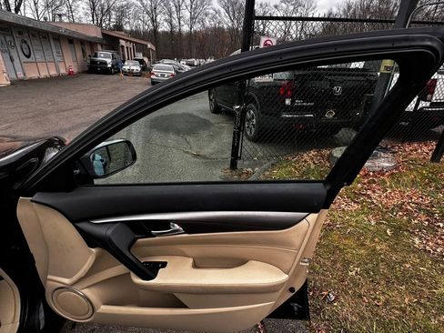 Used 2013 Acura TL w/ Technology Package image 34