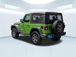Used 2020 Jeep Wrangler Sport AWD/4WD video 3