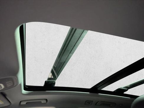 Used 2020 Audi Q5 e Premium Plus w/ Premium Plus Package image 16