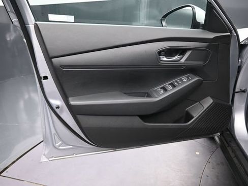 Certified 2025 Honda Accord LX image 14