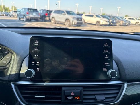 Used 2019 Honda Accord Sport image 22