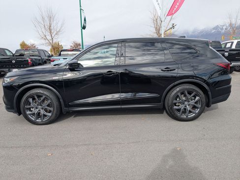 Used 2023 Acura MDX A-Spec image 9