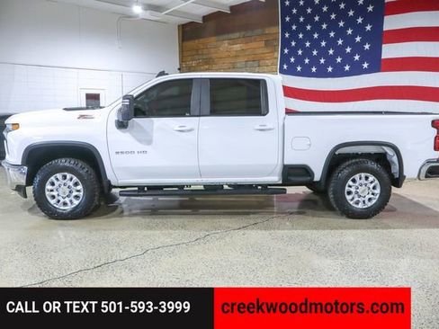Used 2021 Chevrolet Silverado 2500 LT w/ Z71 Off-Road Package image 5