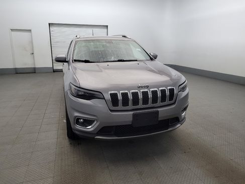 Used 2019 Jeep Cherokee Limited AWD/4WD image 14