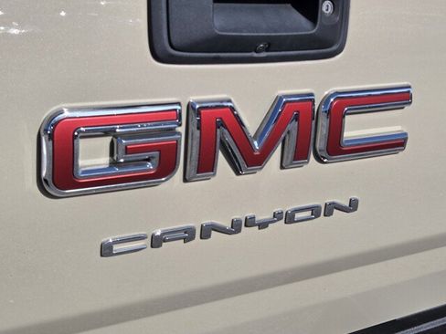 Used 2022 GMC Canyon AT4 w/ Trailering Package image 33