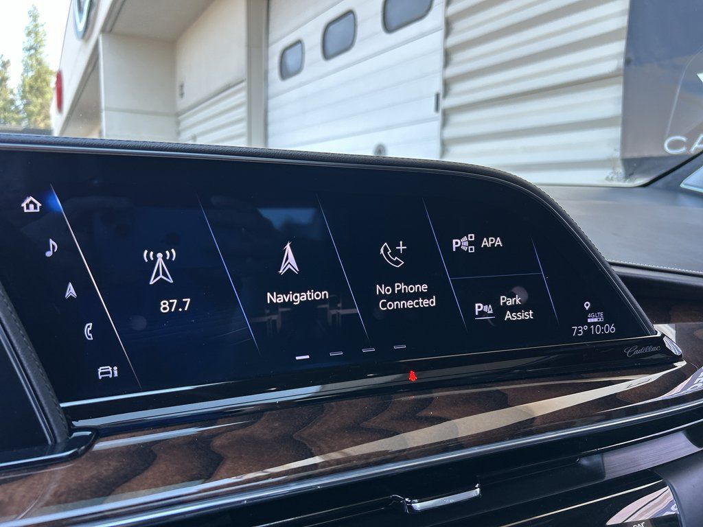 Used 2022 Cadillac Escalade Sport Platinum AWD/4WD image 22