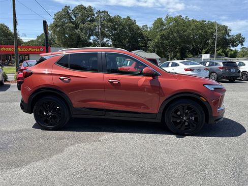 Used 2024 Buick Encore GX Sport Touring w/ Comfort Package image 6
