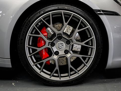Used 2020 Porsche 911 Carrera 4S AWD/4WD image 50