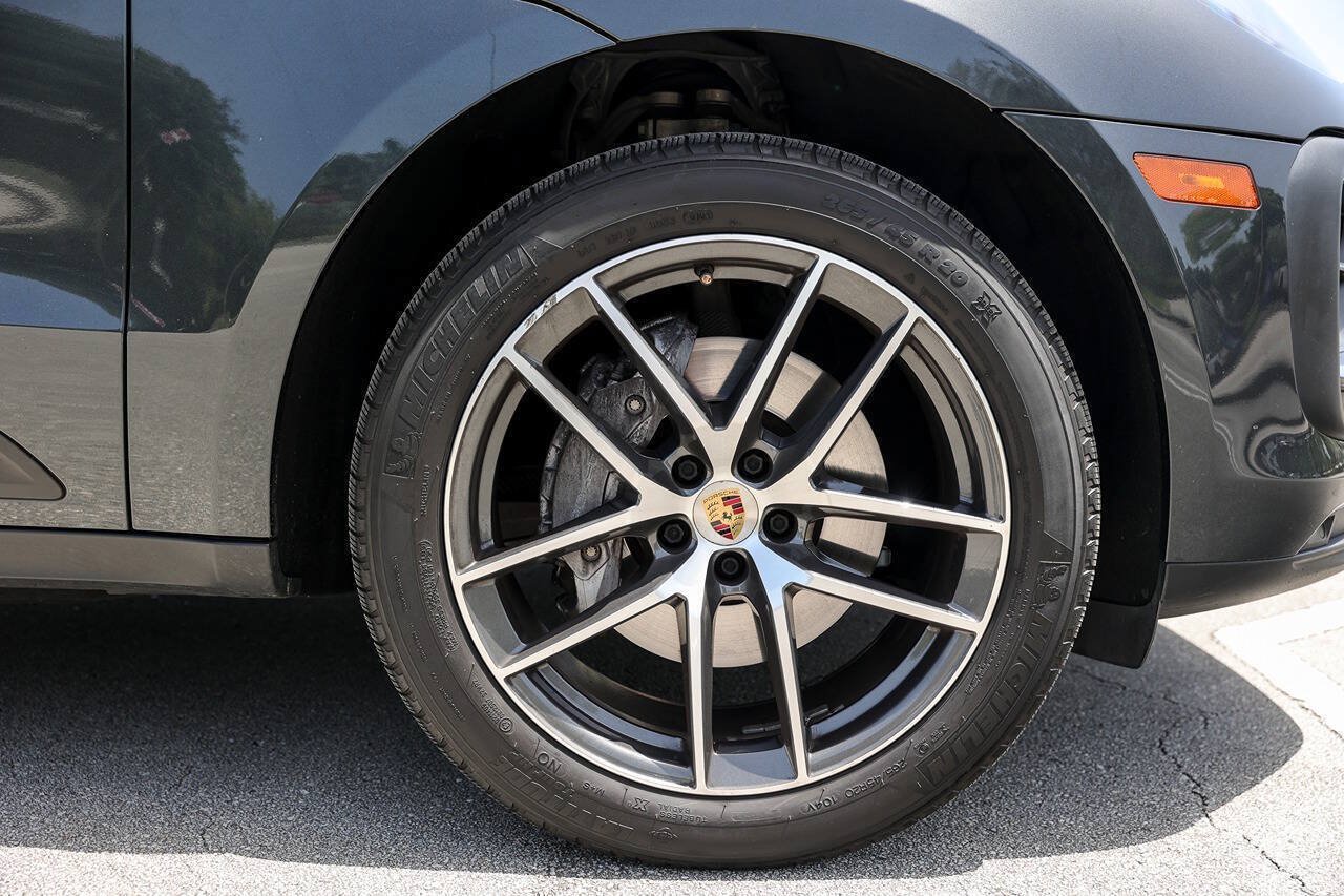 Used 2022 Porsche Macan AWD/4WD image 33