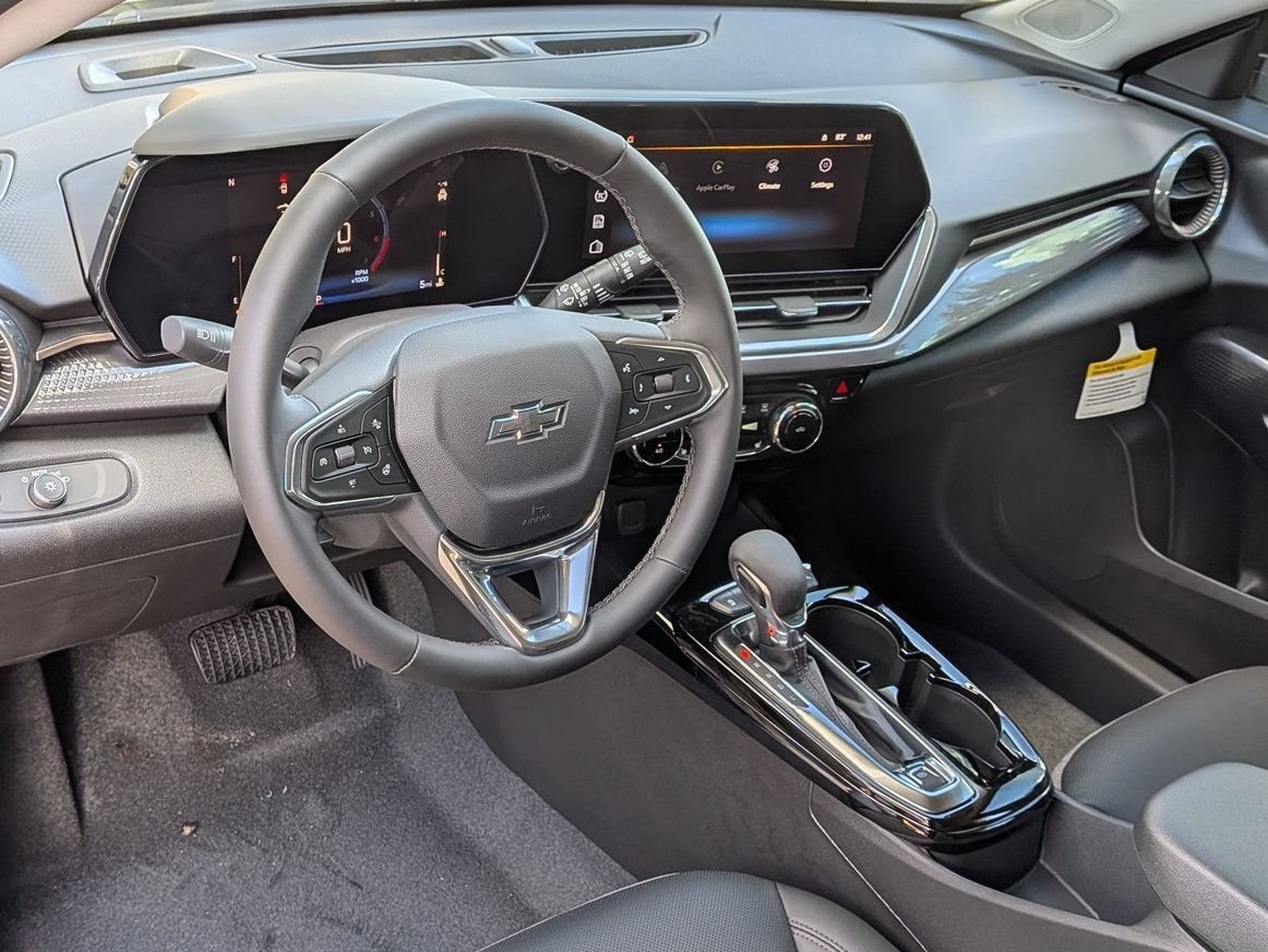 New 2026 Chevrolet Trax ACTIV w/ Driver Confidence Package FWD image 10